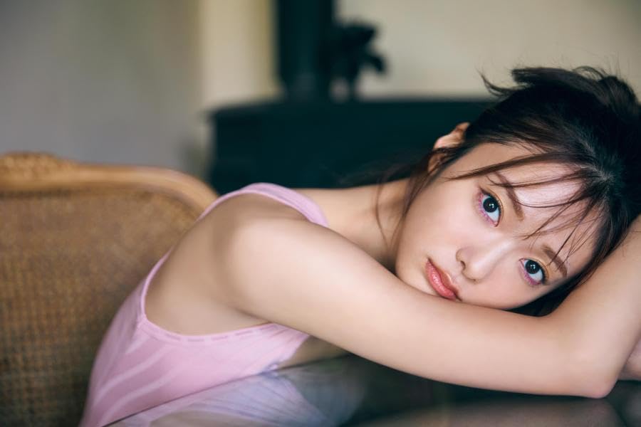 Hono Tamura 2nd Photo Book /Sakurazaka46
