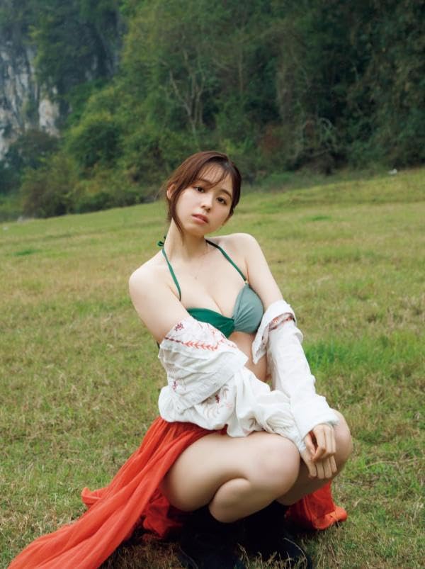 Rina Koike Photo Book "crave"
