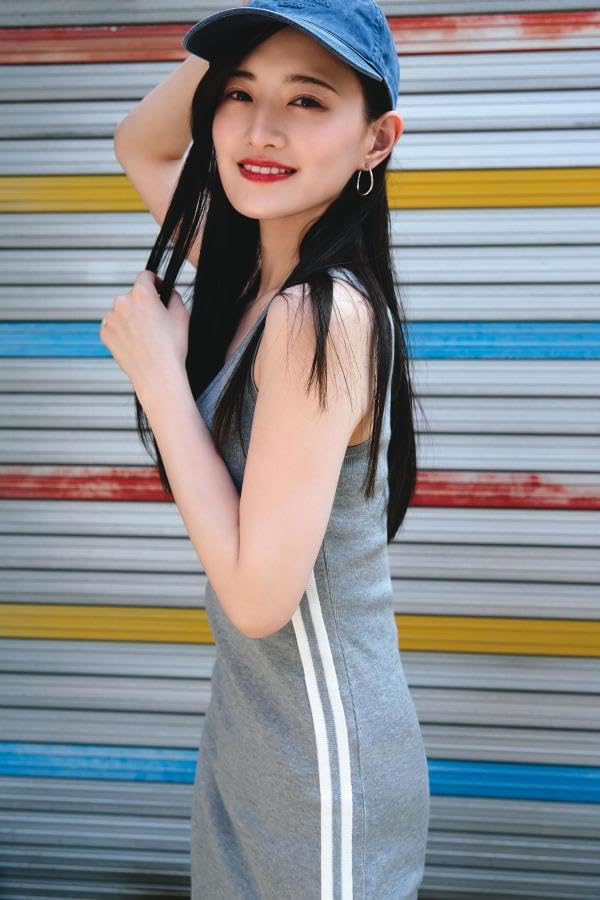 Kana Nakada 2nd Photo Book