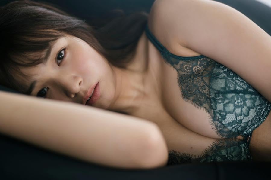 Kiki Amano Photo Book "Front Memory"