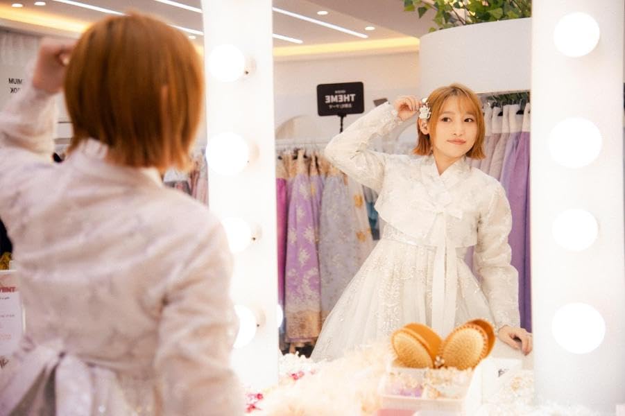 Yoshino Nanjo Photo Book skip trip in Korea