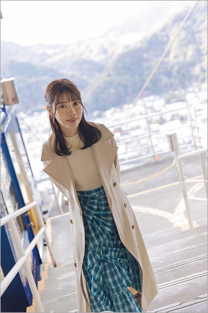 Noa Shirase 1st Photo Book "Noah"