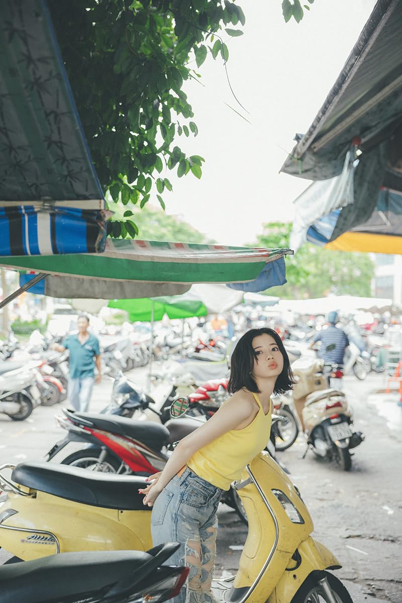 Hiyori Sakurada Photo Book "my blue"