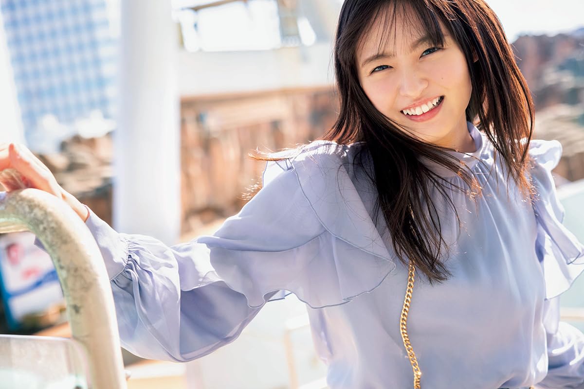 Sakura Endo 1st Photo Book "Karen" / Nogizaka46