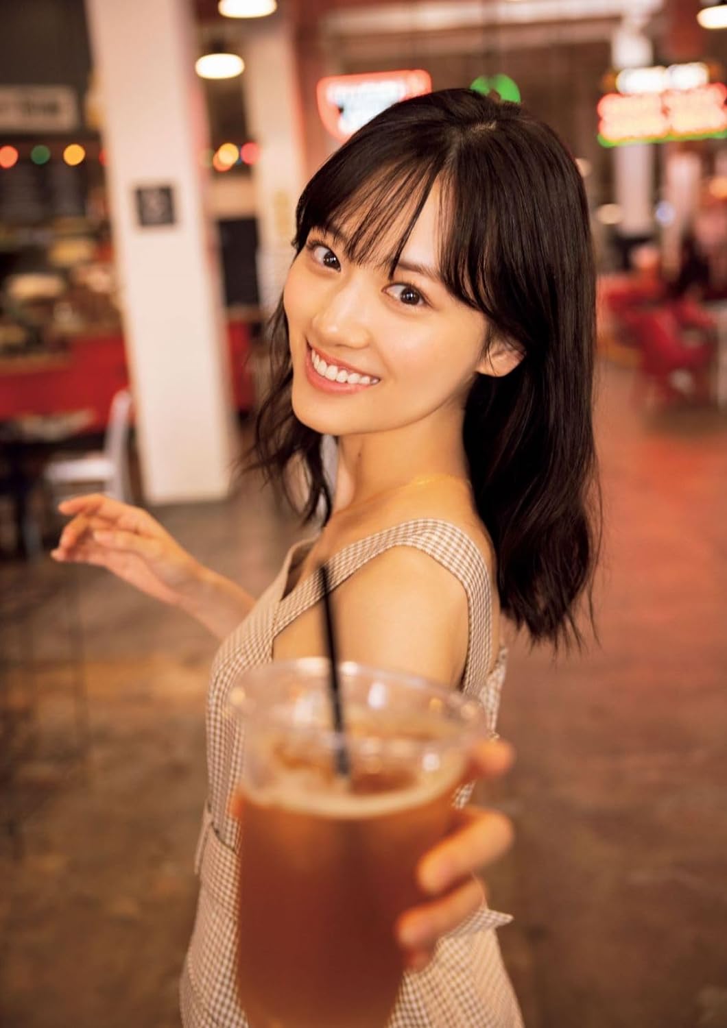 Mizuki Yamashita 2nd Photo Book "heroine" / Nogizaka46