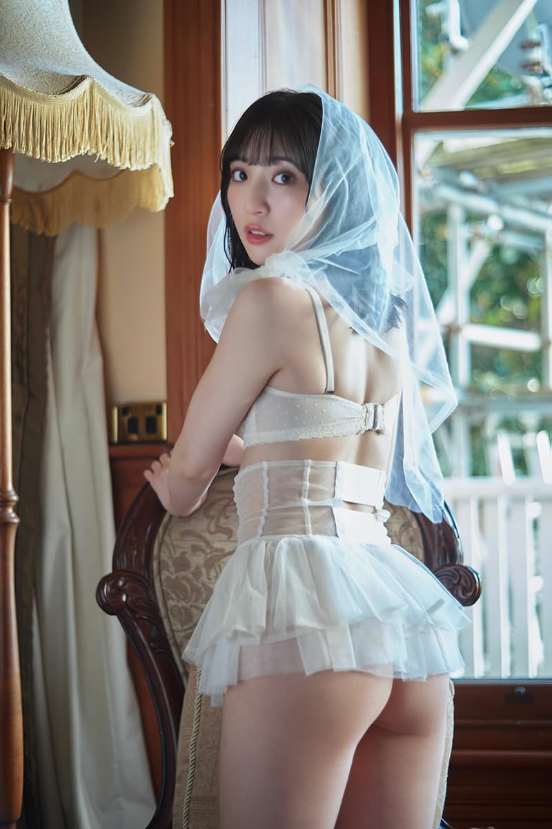 Moe Toyota Photo Book "moe"
