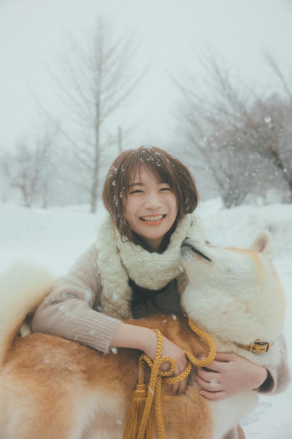 Manatsu Akimoto Photo Book "Awa Awa" / Nogizaka46