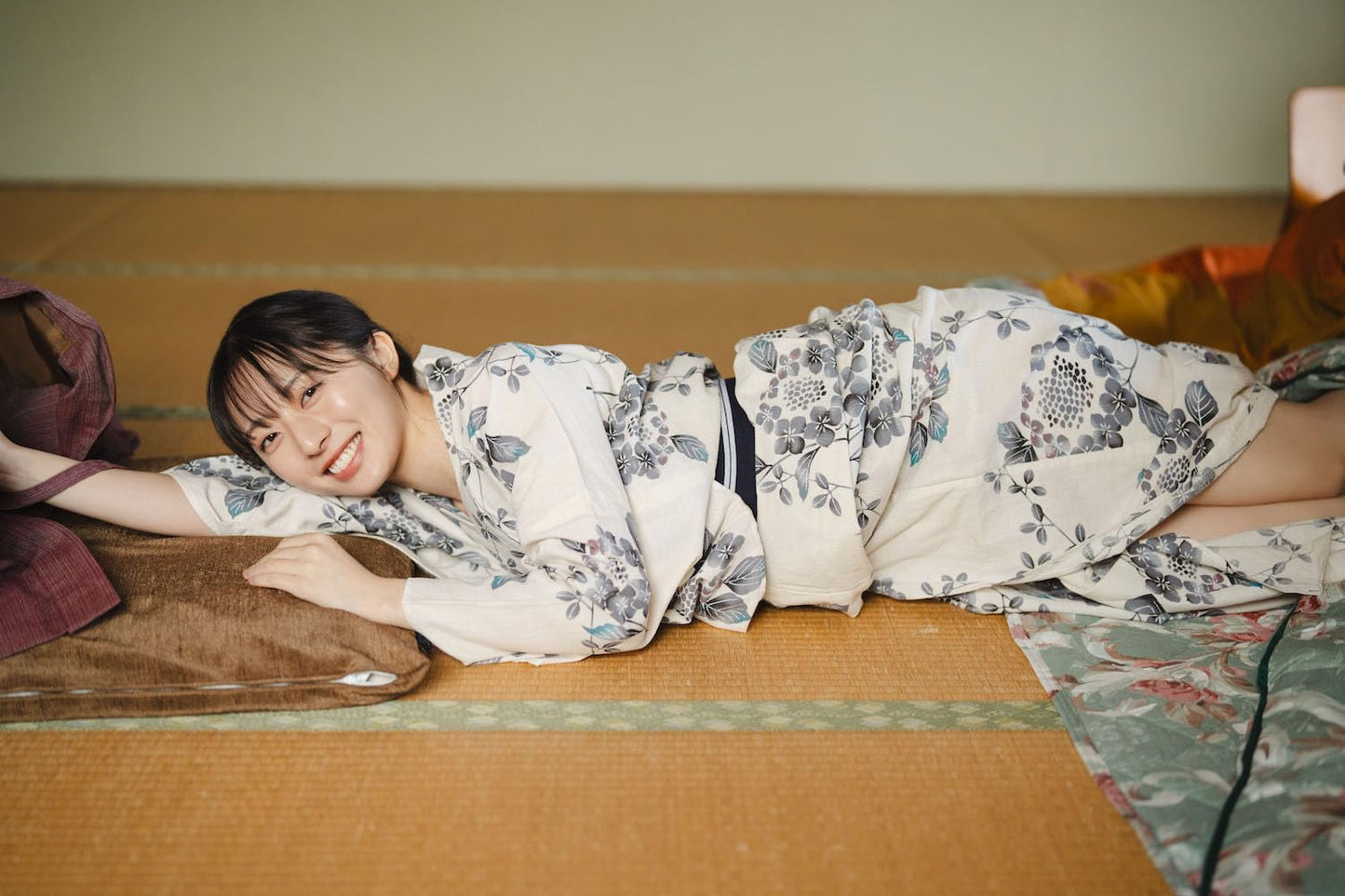 Mitsuki Imamura Photo Book "Tsuki no ichi" / AKB48 STU48