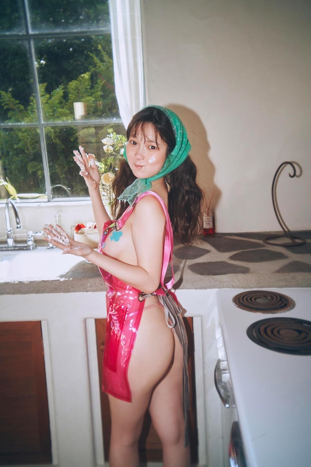 Chi-Maki 1st Photo Book "Honey Bunny"