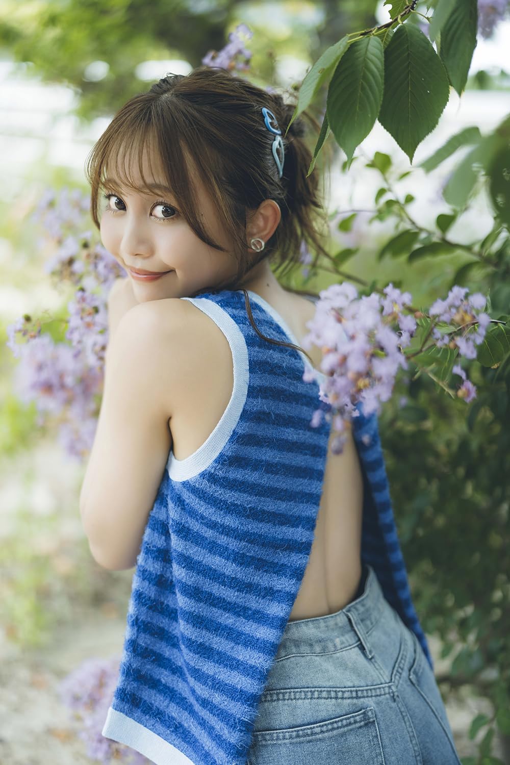 Chihaya Yoshitake 1st Photo Book