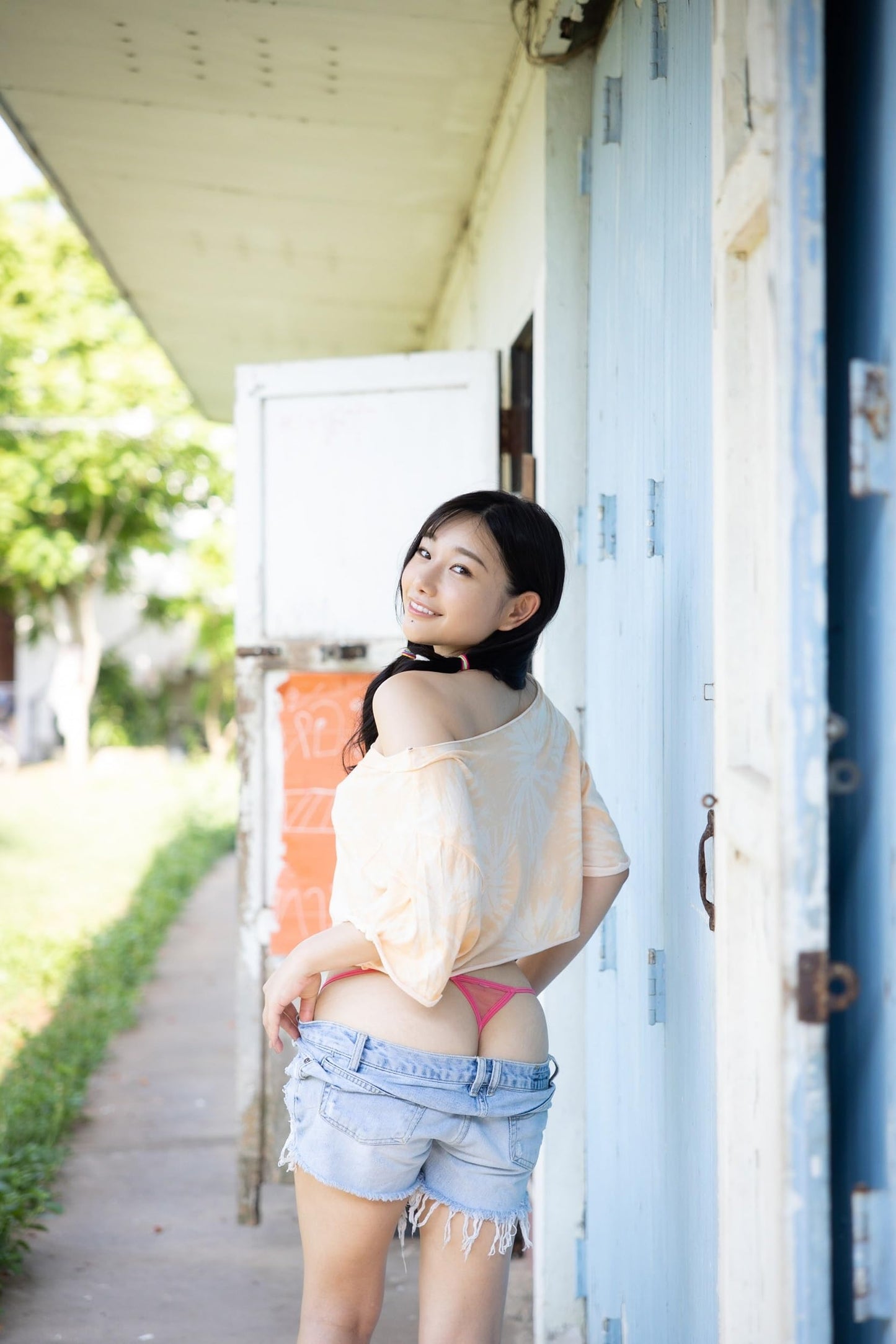 Chiharu Mitsuha First Photo Book