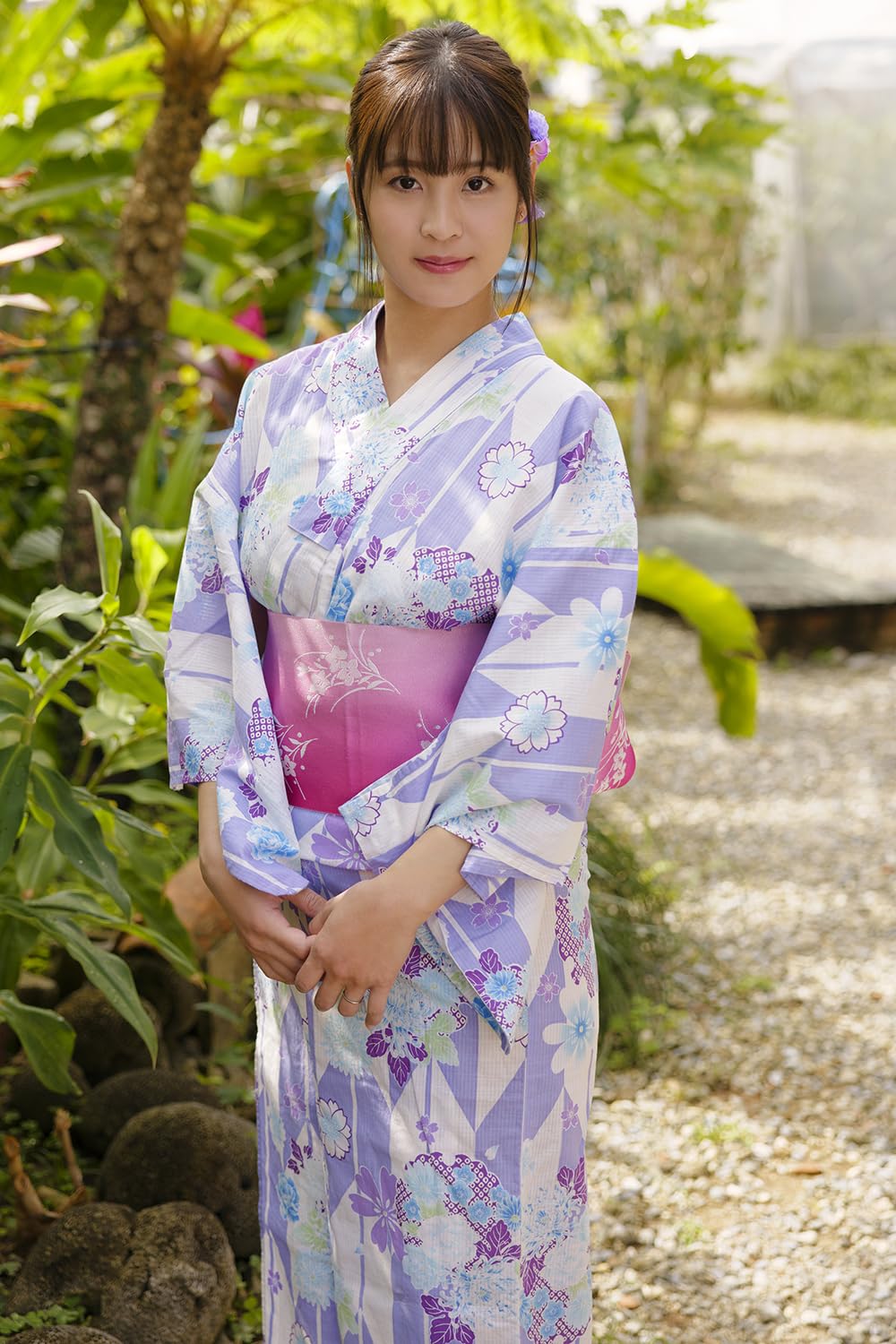 Kaho Tamashiro Photo Book "Kanasan"