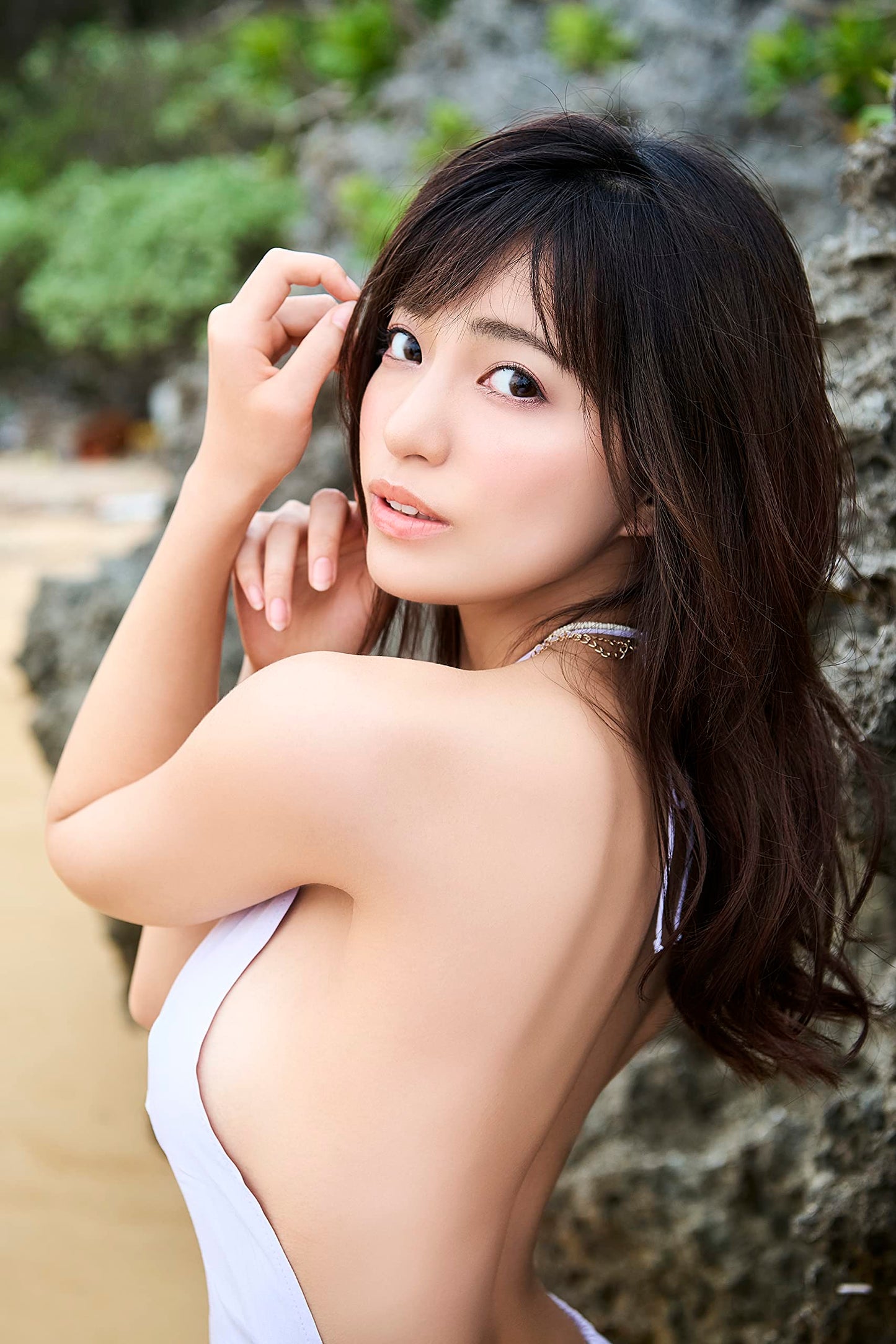 Akari Neo Photo Book "NEO World"