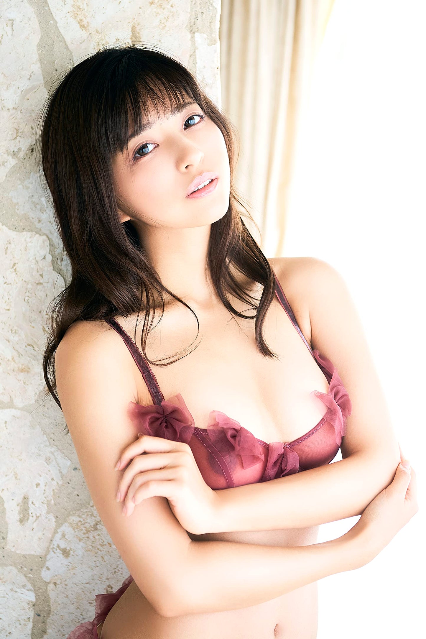 Akari Neo Photo Book "NEO World"