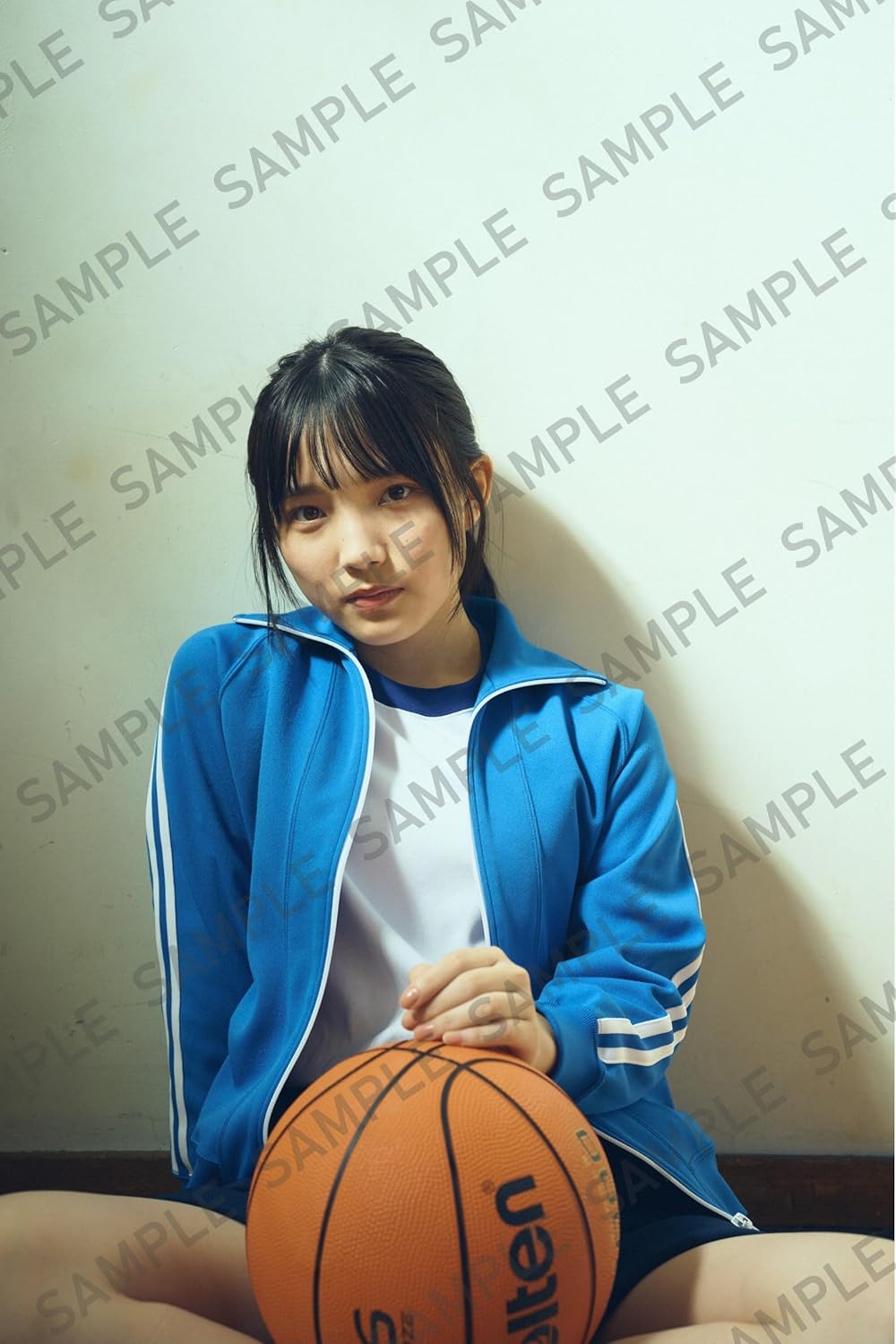 Rio Okamura 1st Photo Book / AKB48 STU48