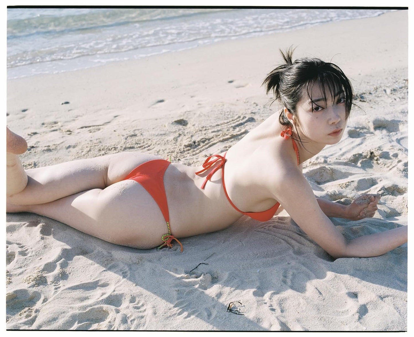 Lica Tsutaya Photo Book "Deichu no Hana"