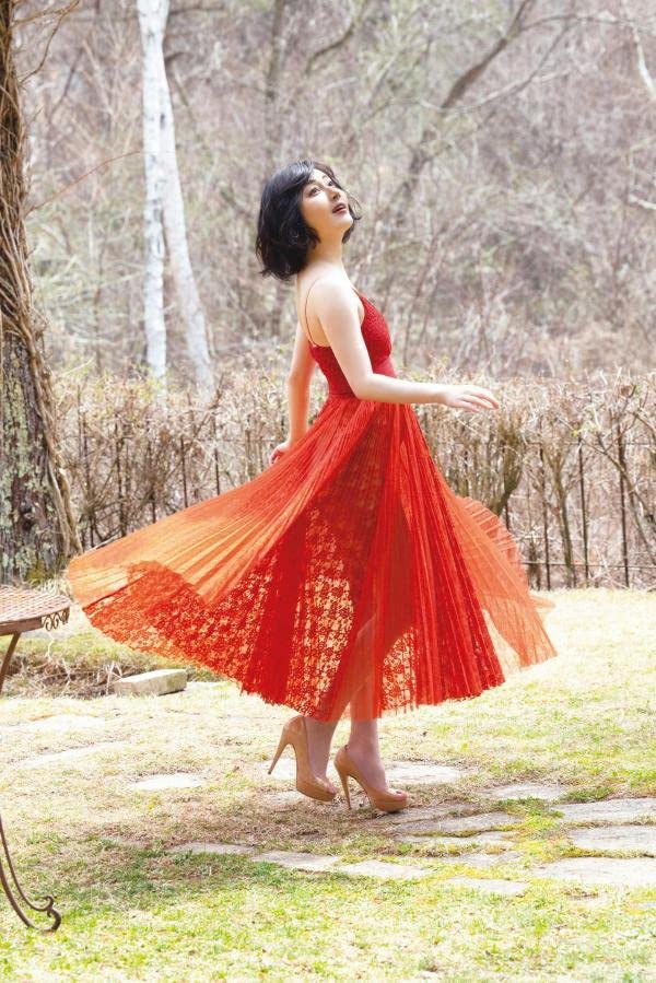 Manami Shindo Photo Book Queens