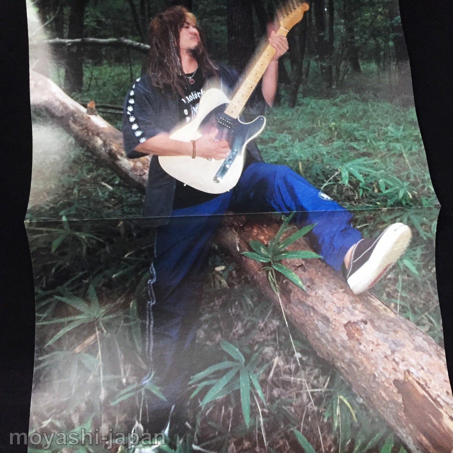 Young Guitar Magazine December 2001