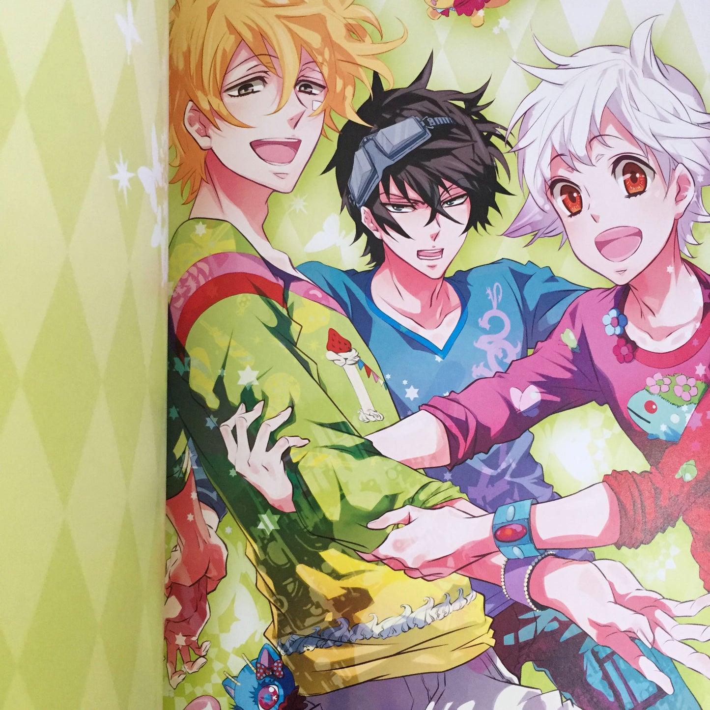 Touya Mikanagi Illustration Art Book 'Karneval Parade 2'