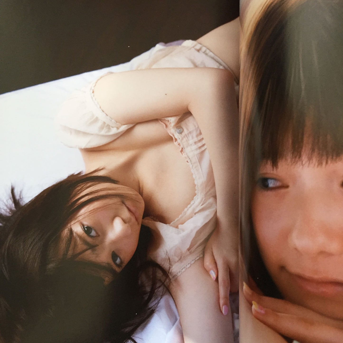 Haruka Shimazaki Photo Book "Paruru komaru" / AKB48