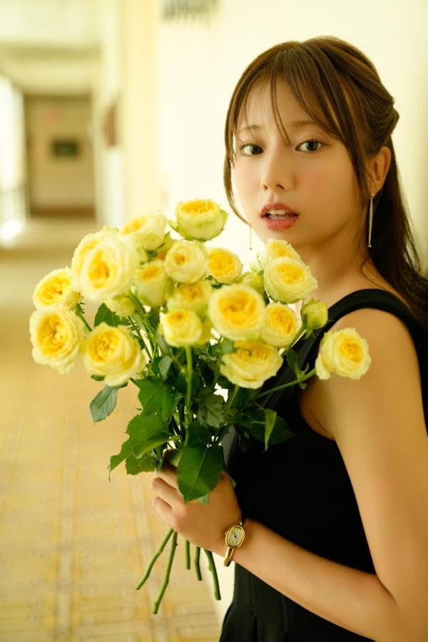 Yui Hayashi Photo Book "PALETTE "