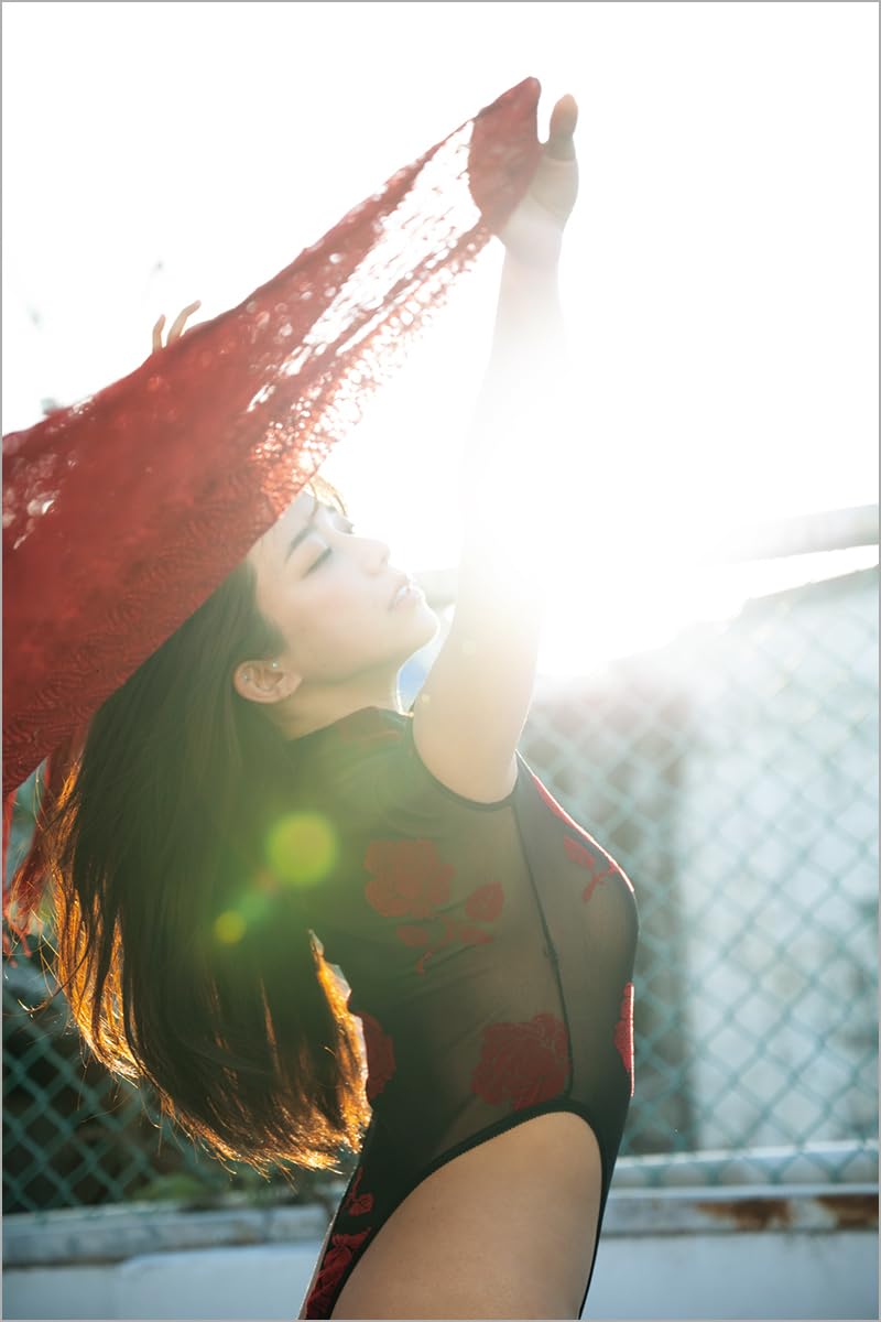Niko Kawagoe Photo Book "TRITON"
