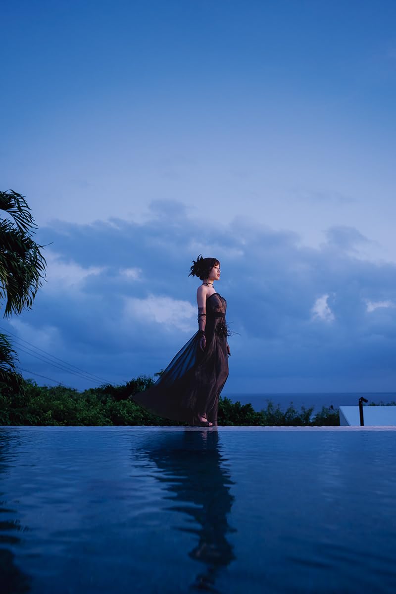 Nano Ogasawara 1st Photo Book "I Want You"