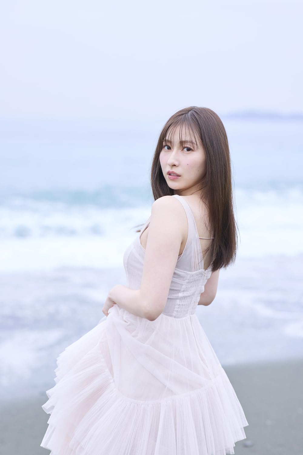 Akari Uemura Photo Book "Futatabi" / Juice=Juice