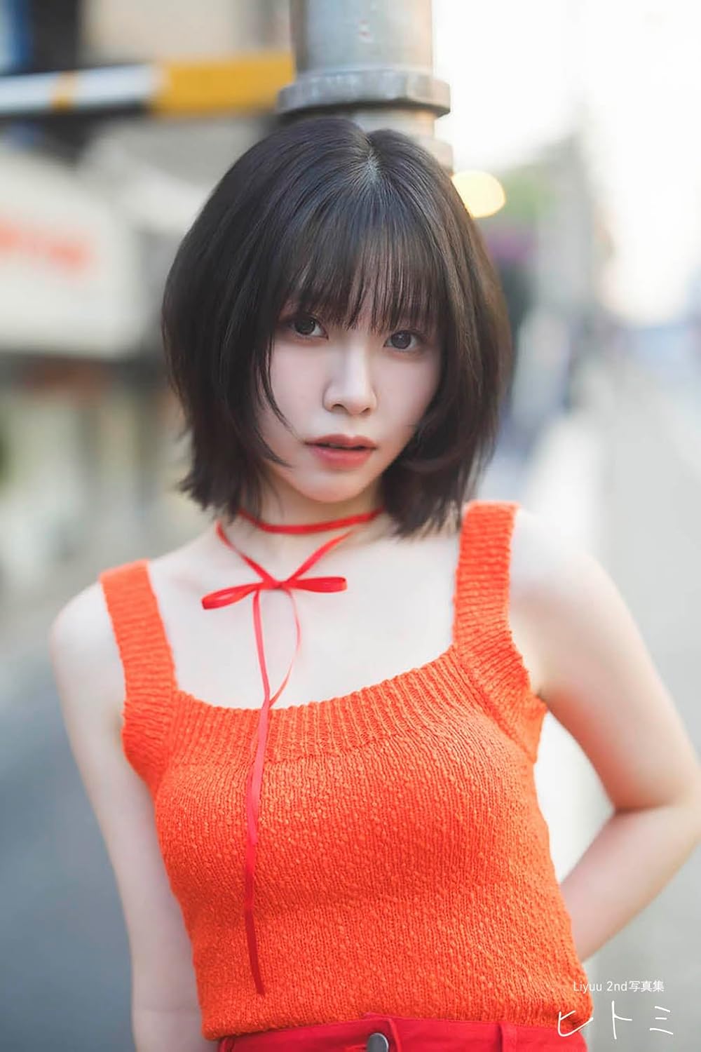 Liyuu 2nd Photo Book "hitomi"