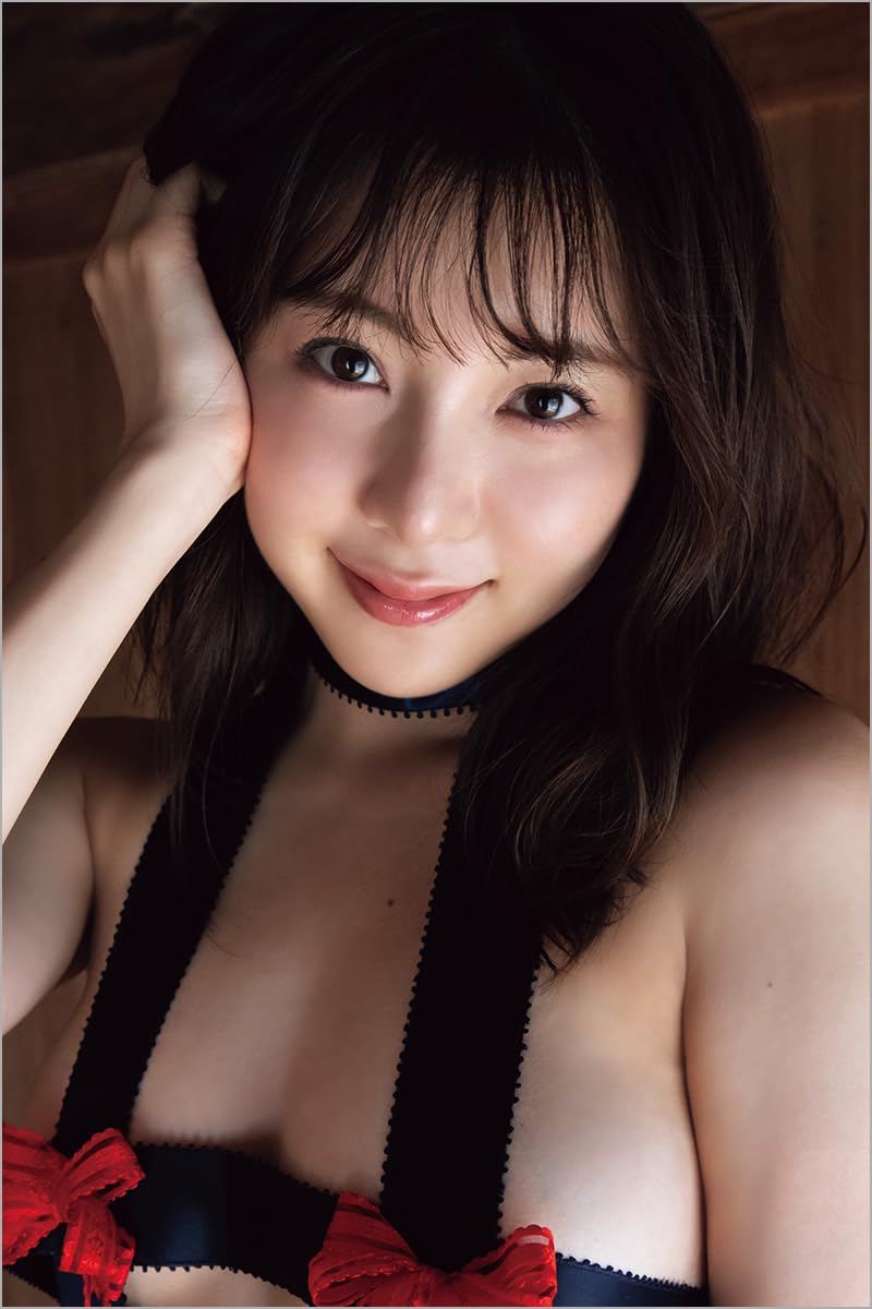 Mai Tachibana 1st Photo Book "I Want to Be a Cat"