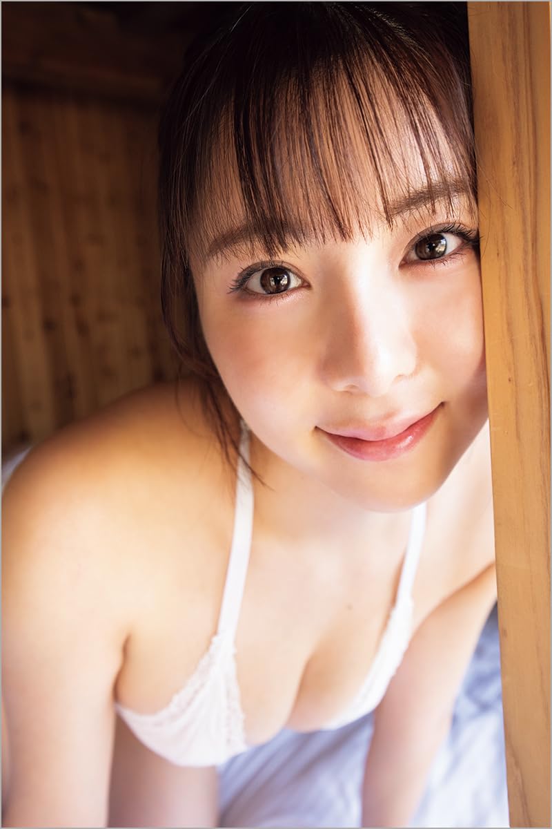 Mai Tachibana 1st Photo Book "I Want to Be a Cat"