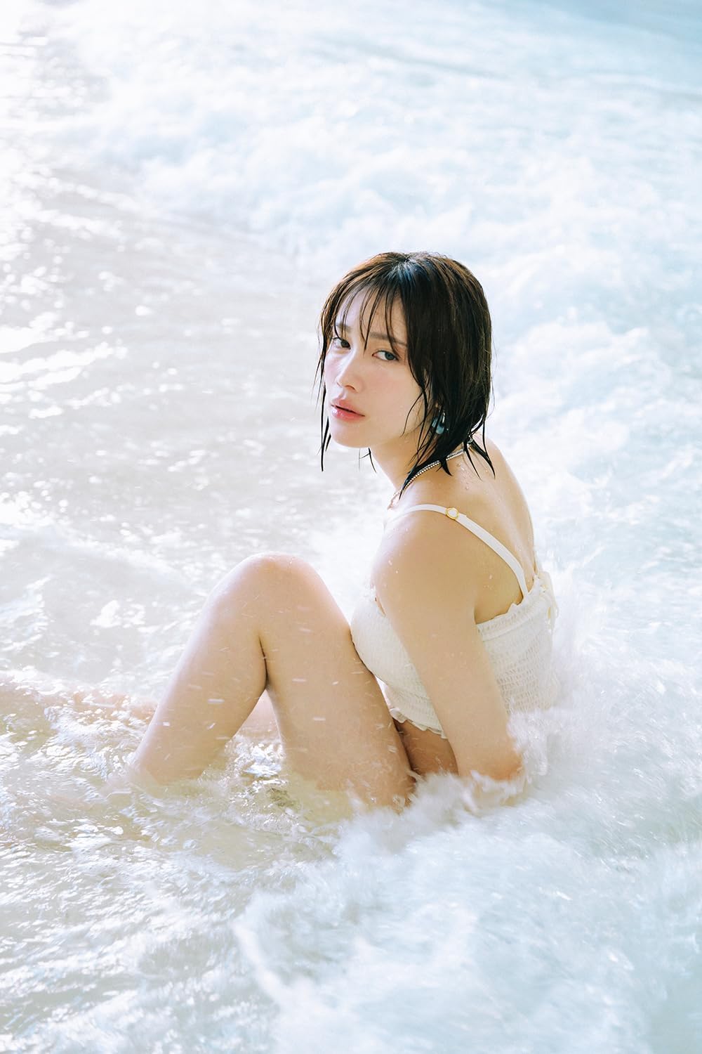 Yurika Nakamura Photo Book Yu LU ri NA