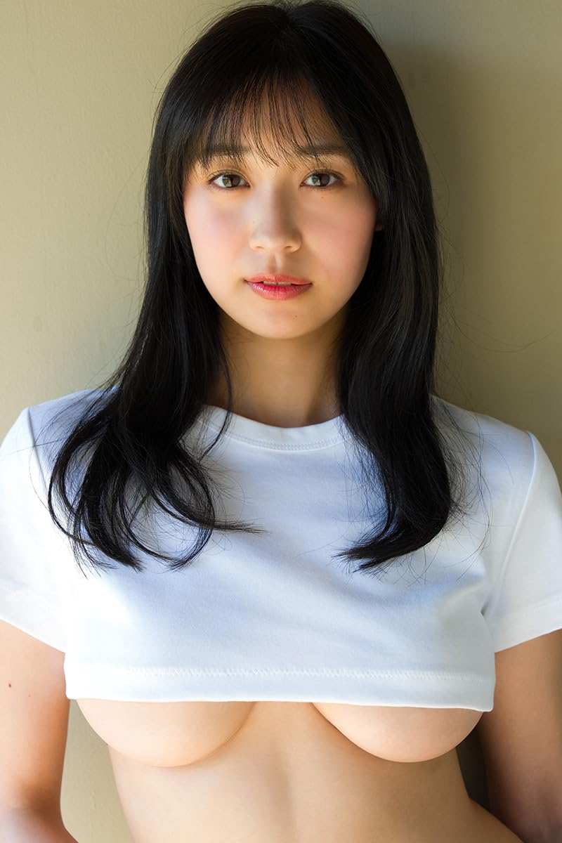 Aoi Mizobata 1st Photo Book "Aoi Mamade."