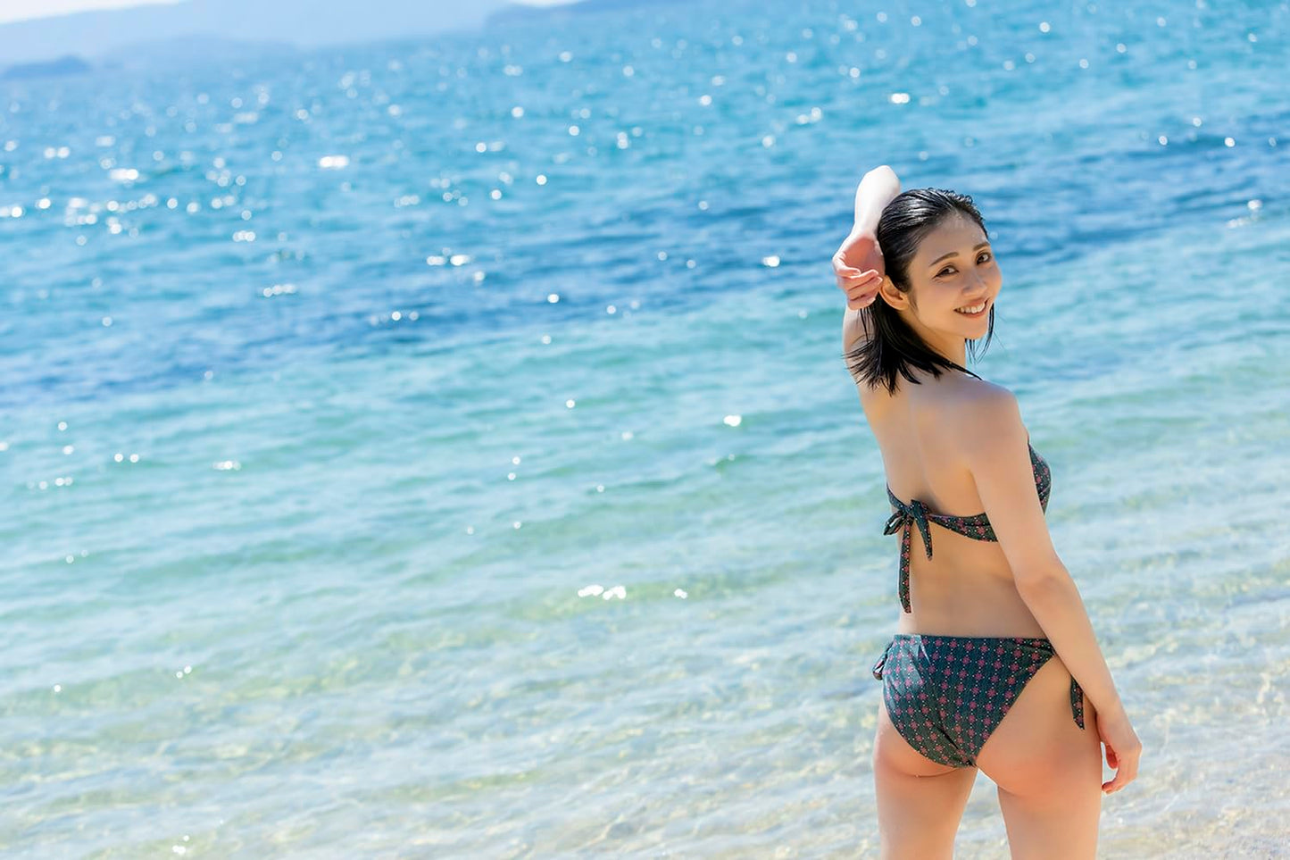 Kasumi Yamaya Photo Book "Enkyori, Ima Koko."