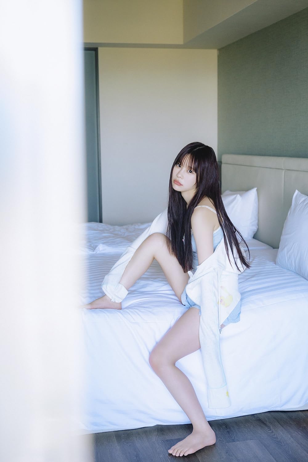 CANDY TUNE Bibian Murakawa 1st Photo Book "the Bibian"