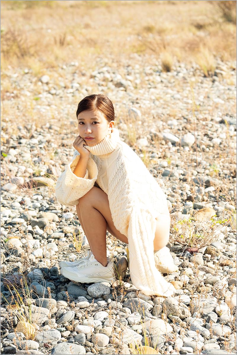 Niko Kawagoe Photo Book "TRITON"