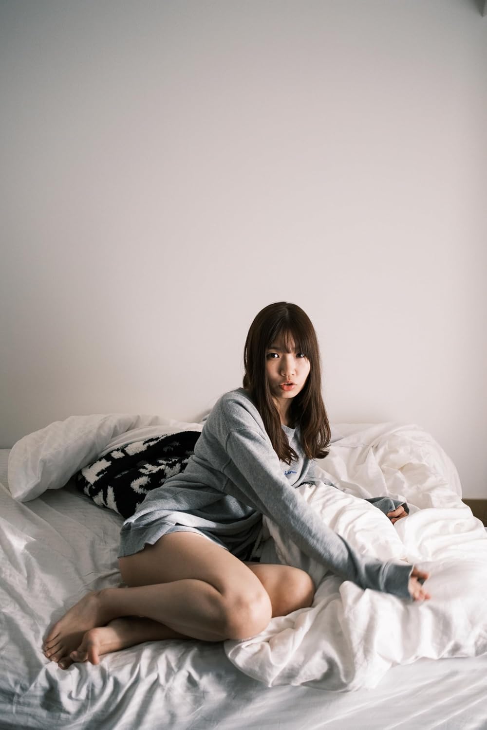 Mitsuha Higuchi Photo Book "Bonno Girl: Gedatsu"