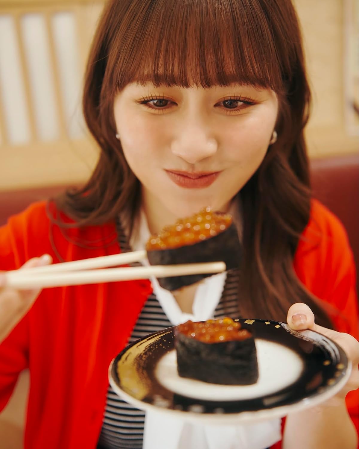 Ayaka Sasaki 1st Photo Book "Perori" / Momoiro Clover Z