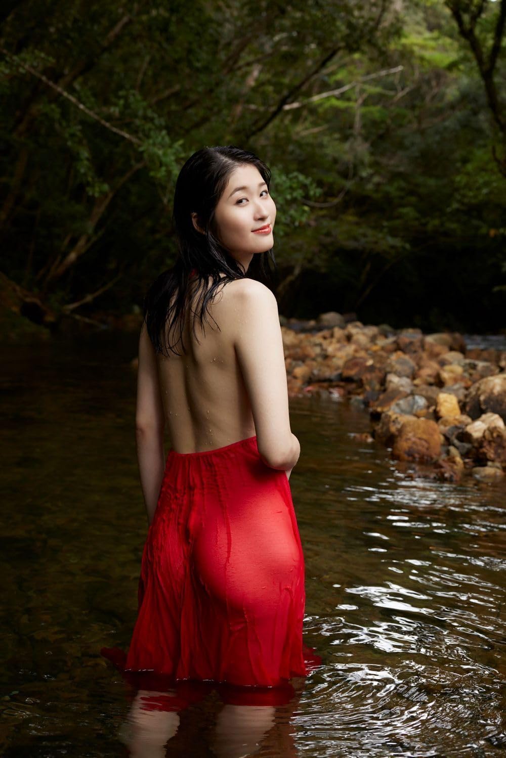 Fumino Satsuki 1st Photo Book "Nee? Fumin"