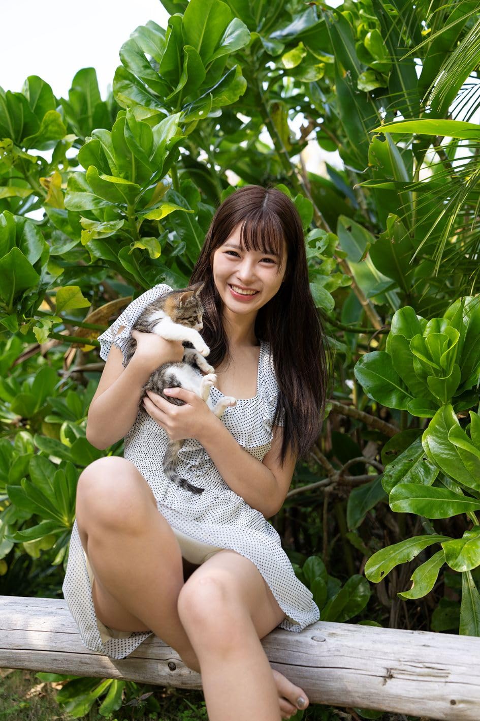 Yua Fukuda 1st Photo Book Wasurekata wo Shiranai