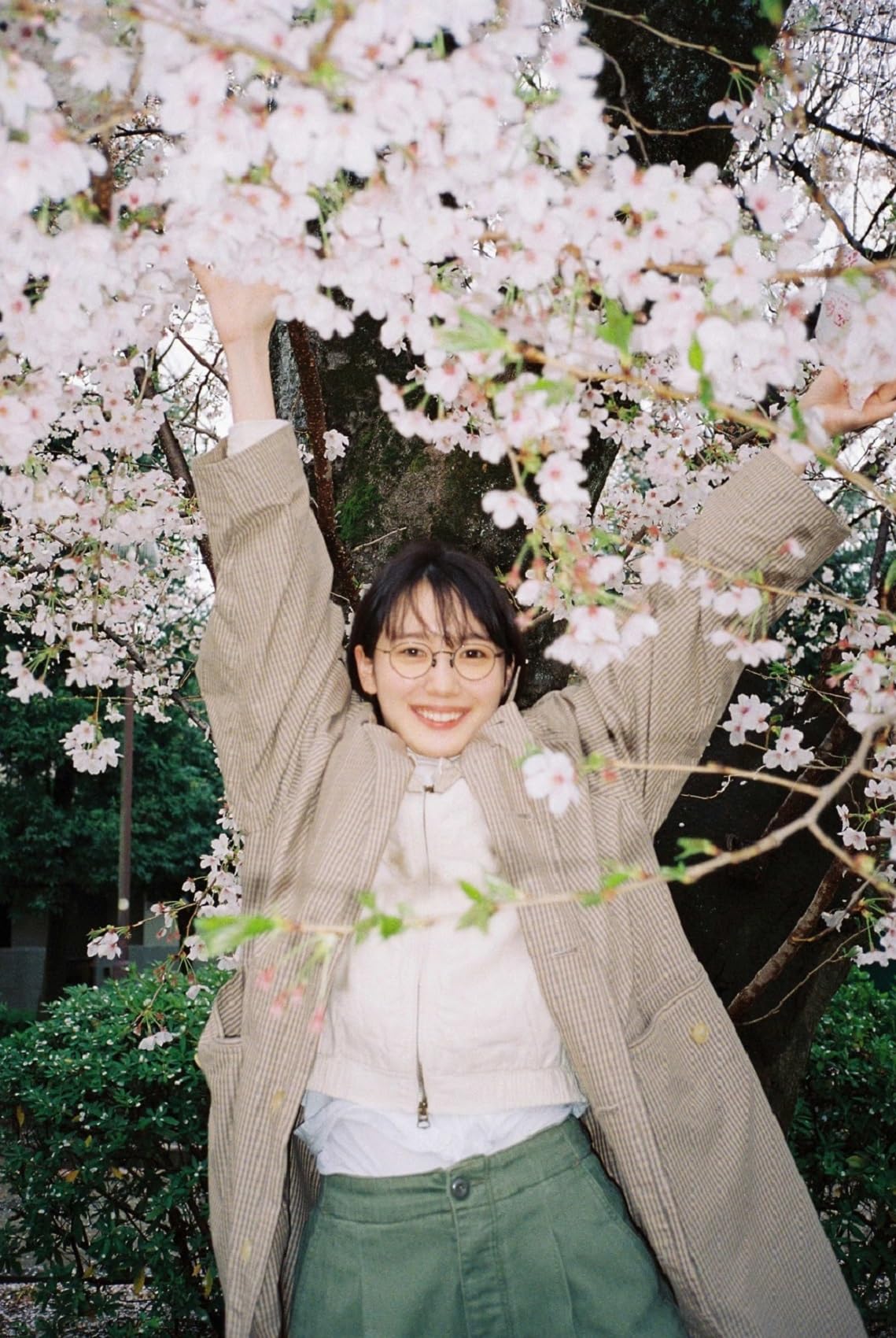 Marie Iitoyo Photo Book "Kano hi"