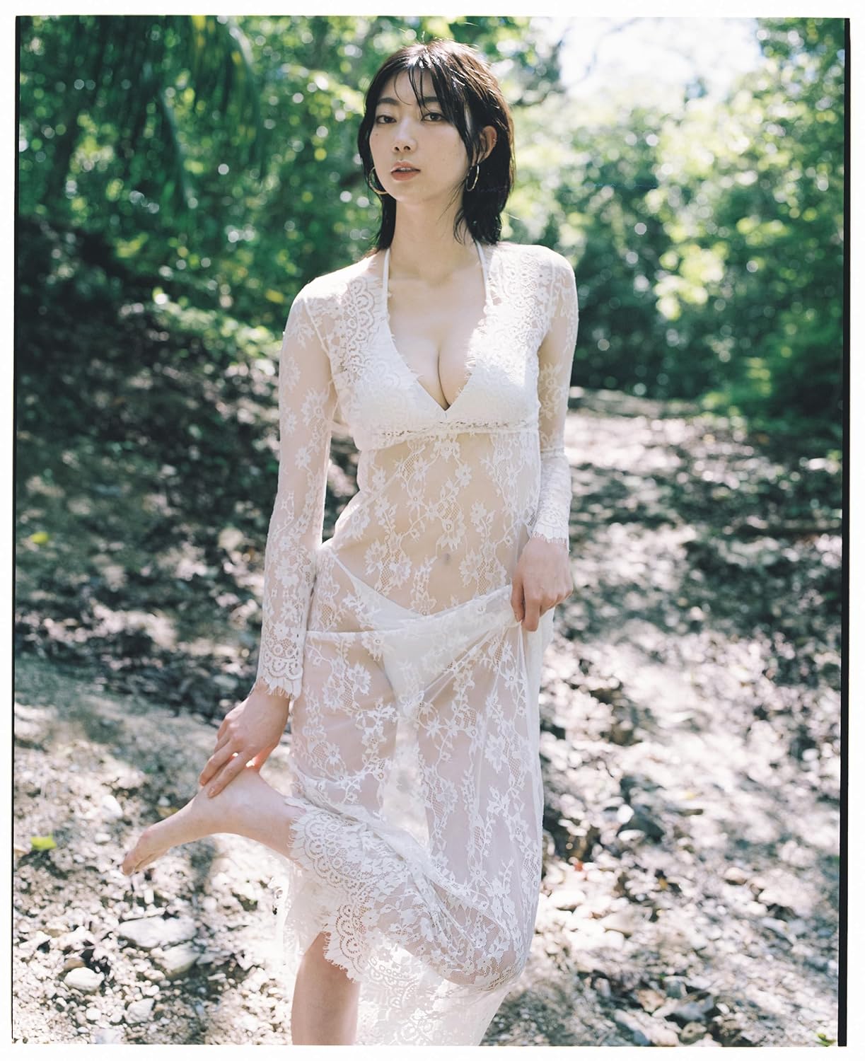 Lica Tsutaya Photo Book "Deichu no Hana"