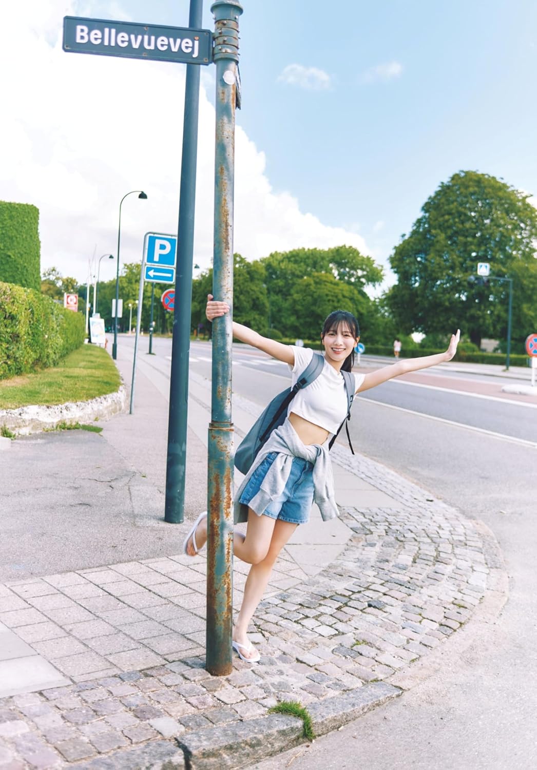 Hina Kawata 2nd Photo Book "take off" /Hinatazaka46