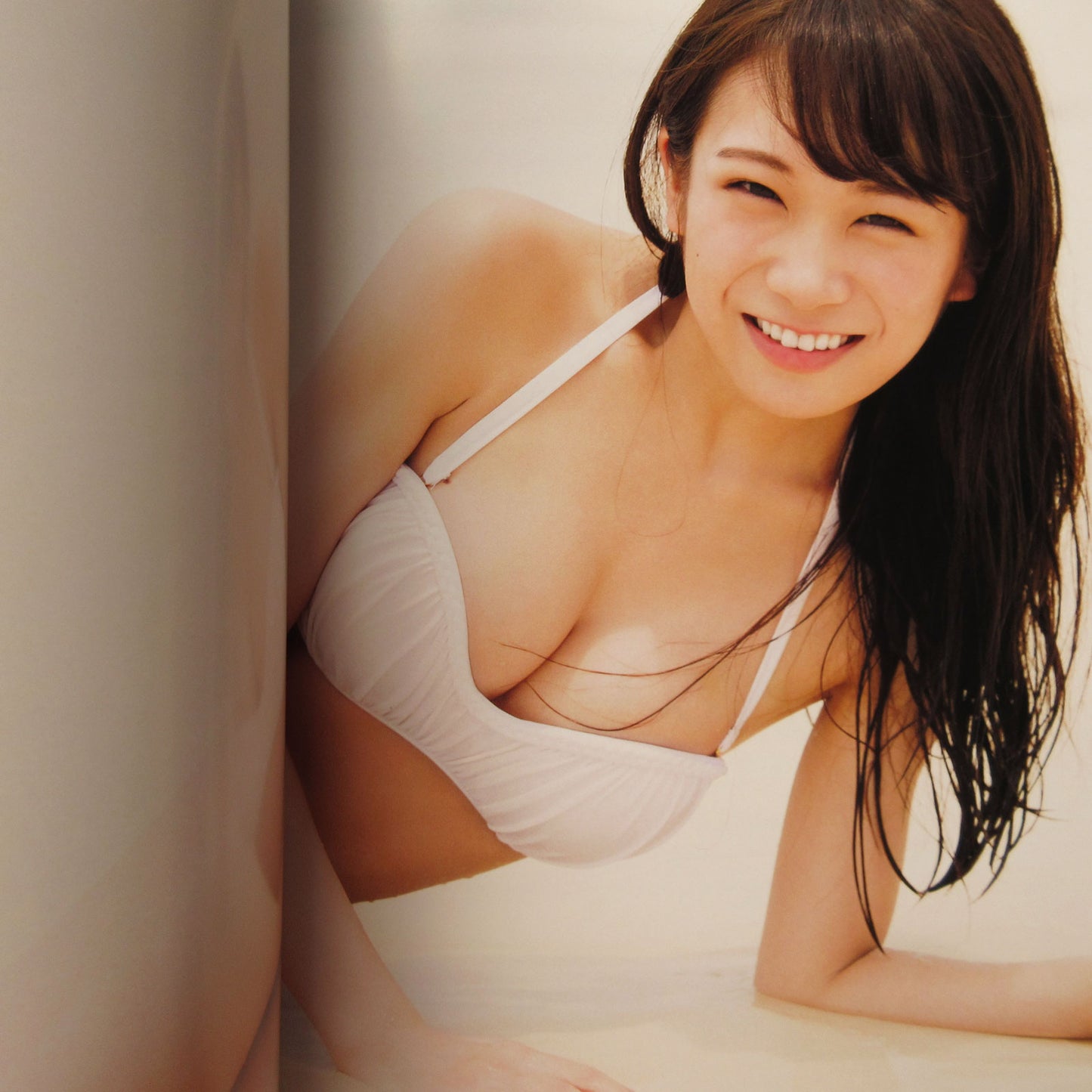 Manatsu Akimoto 1st Photo Book / Nogizaka46