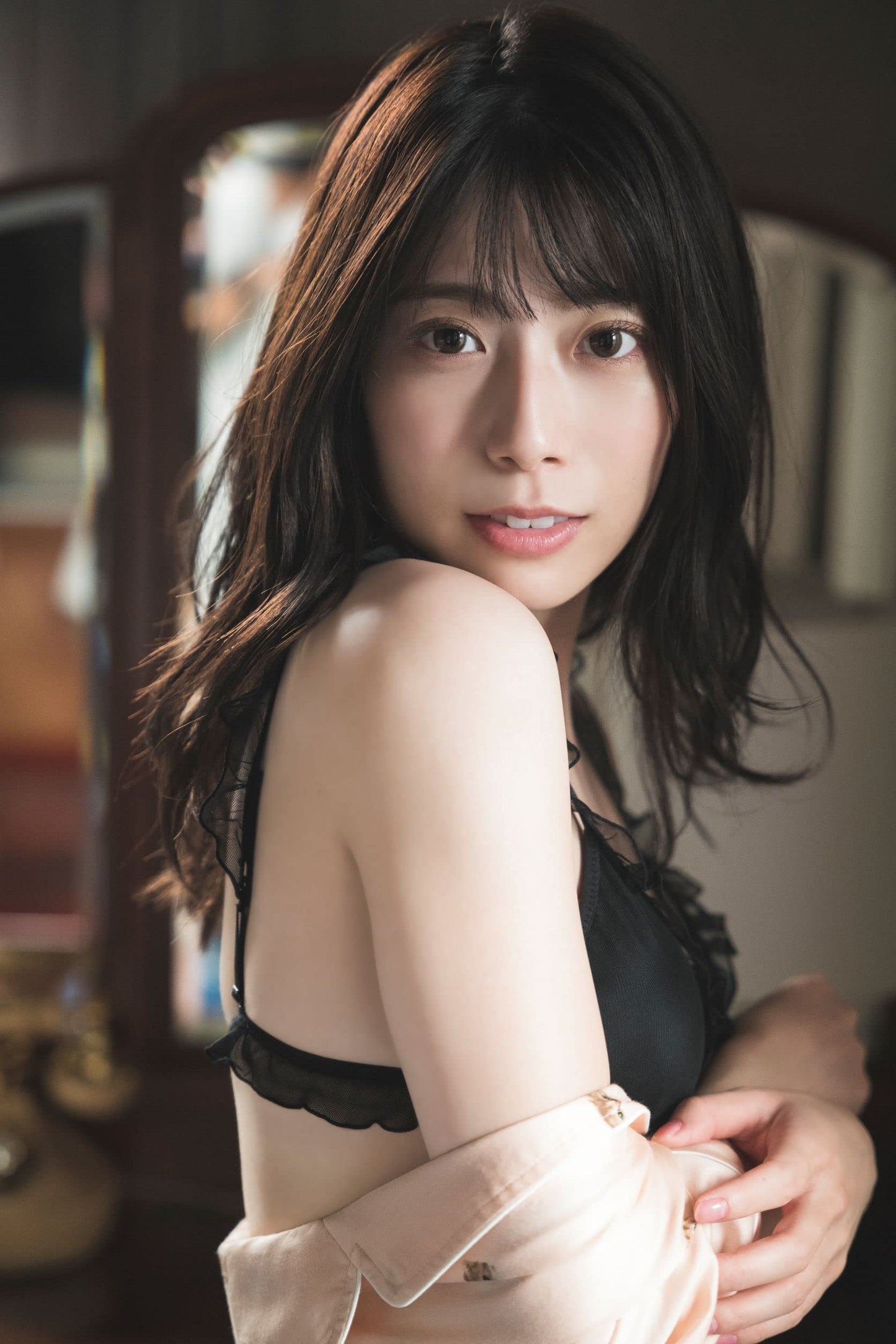 Mei Higashimura 1st Photo Book "Mitsuketa" / Hinatazaka46